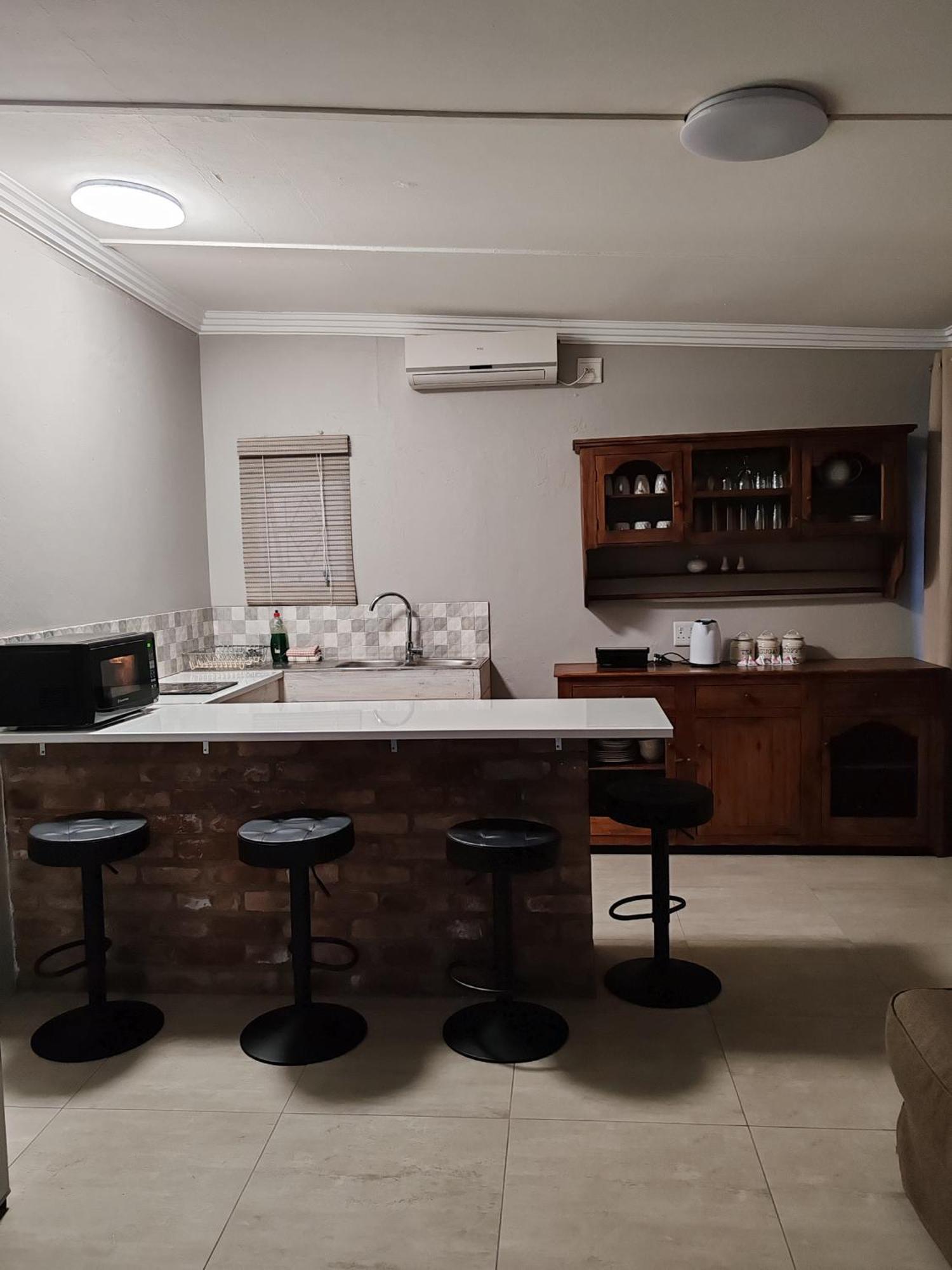 فندق دار ضيافة ستوب كافيه كوماتيبورت المظهر الخارجي الصورة